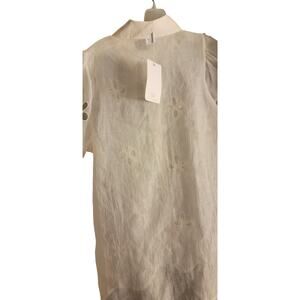 Muy Muy  cream colored bow blouse